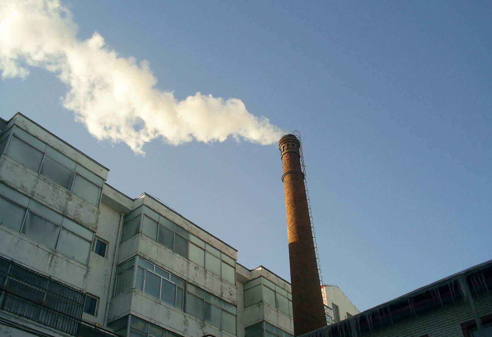 <b>漢中市積極解決燃煤鍋爐煙塵影響居民生活環(huán)境信訪問(wèn)題</b>